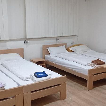 Holiday Apartments Суботица Екстериор снимка